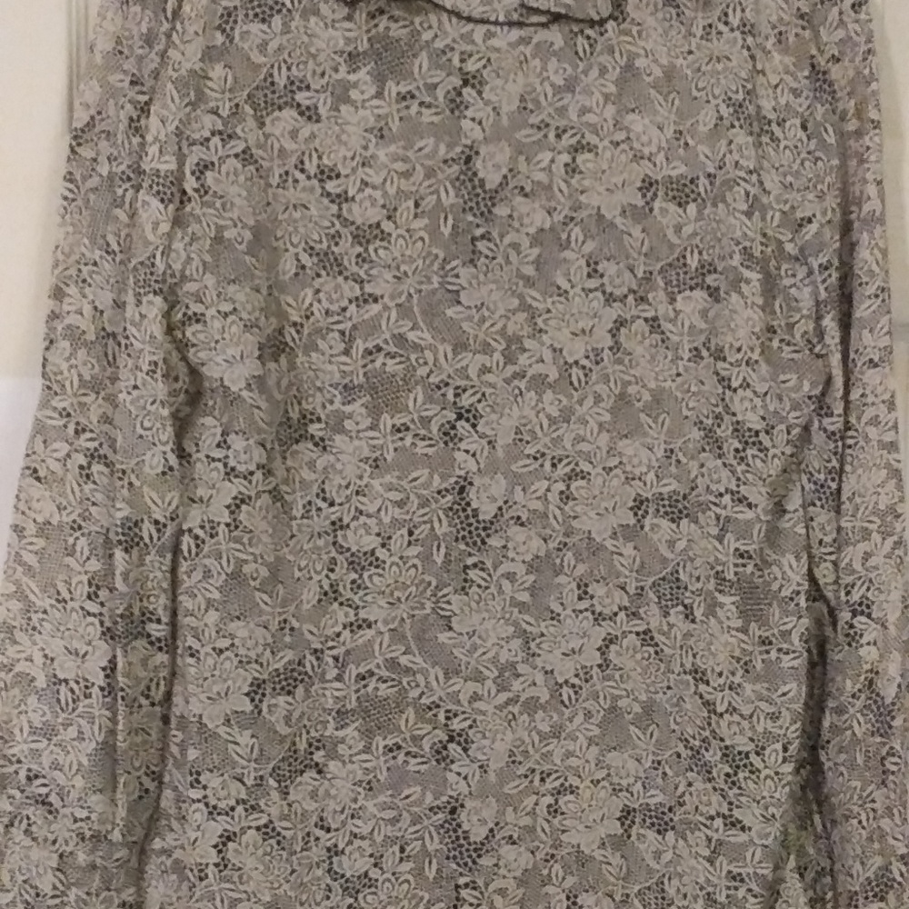 Blushe - Picture 2 of 3